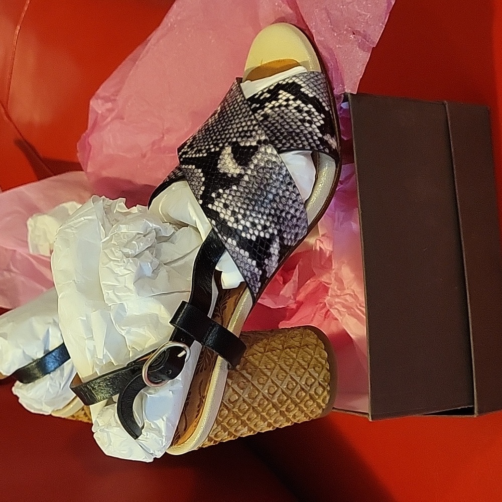 Women shoes